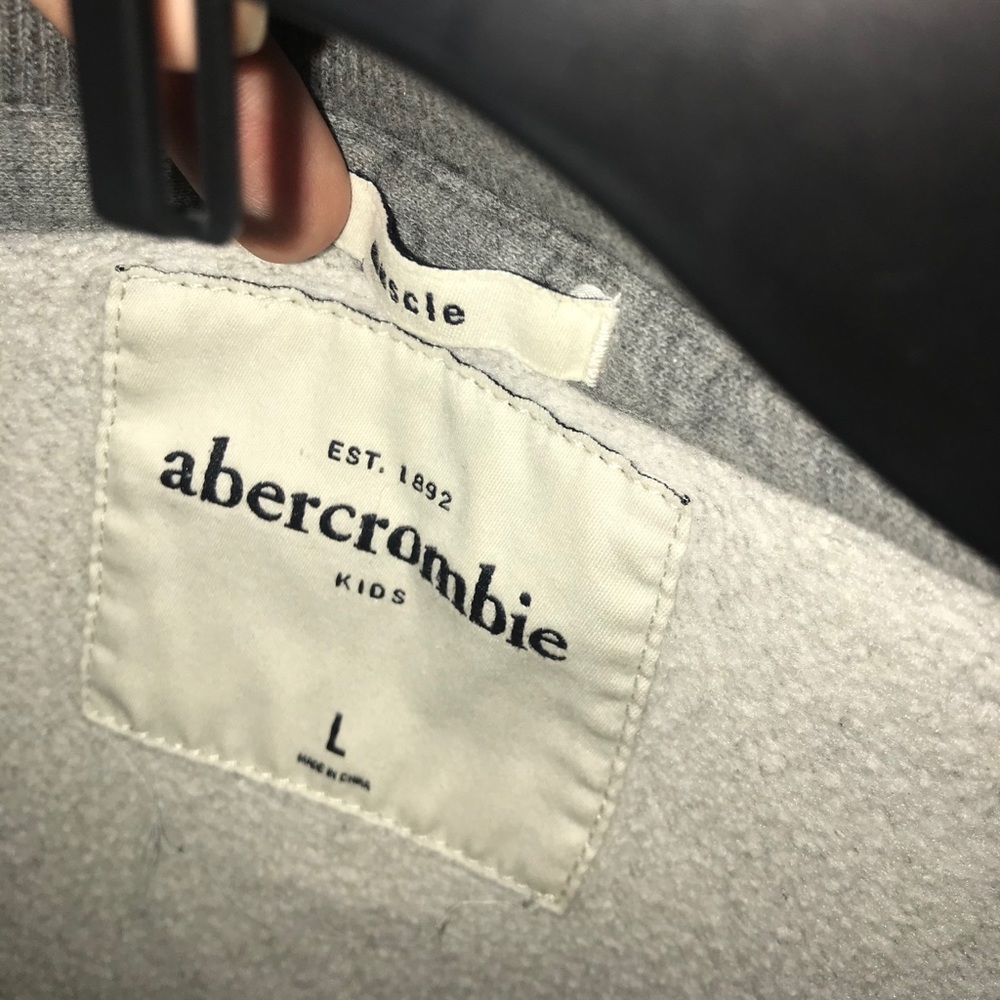 A&F pull over - Picture 2 of 2